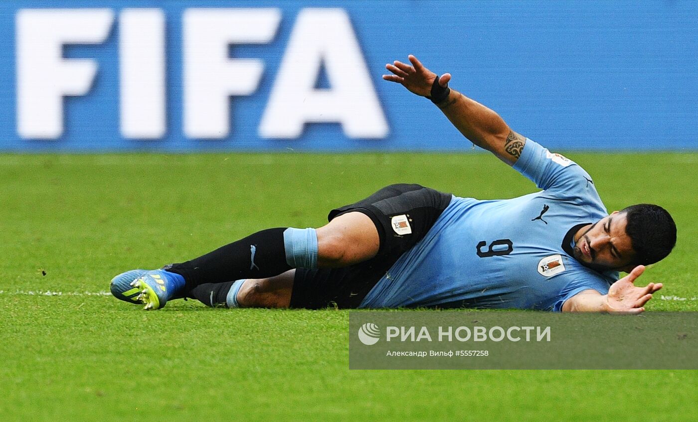 Футбол. ЧМ-2018. Матч Уругвай - Россия