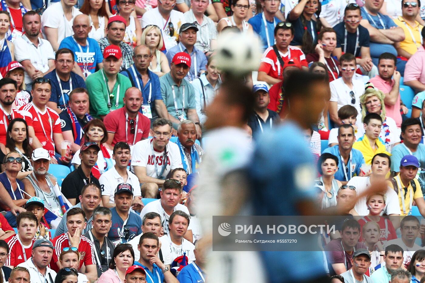Футбол. ЧМ-2018. Матч Уругвай - Россия