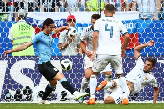 Футбол. ЧМ-2018. Матч Уругвай - Россия