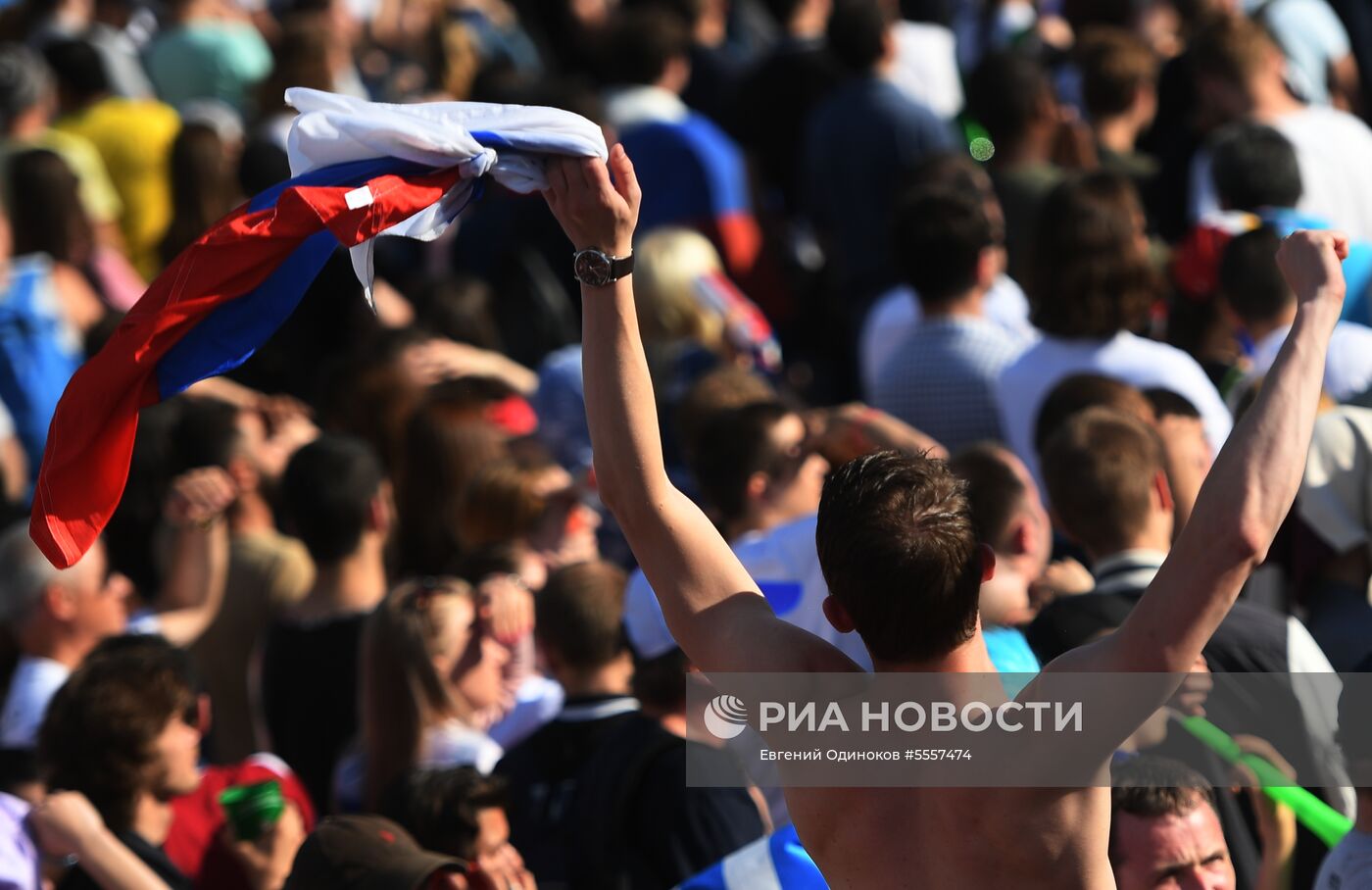 Просмотр матча ЧМ-2018 по футболу между сборными Уругвая и России