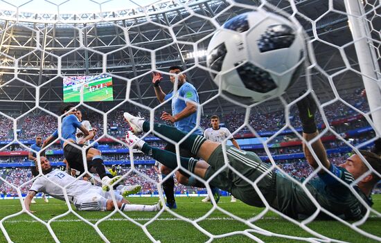 Футбол. ЧМ-2018. Матч Уругвай - Россия