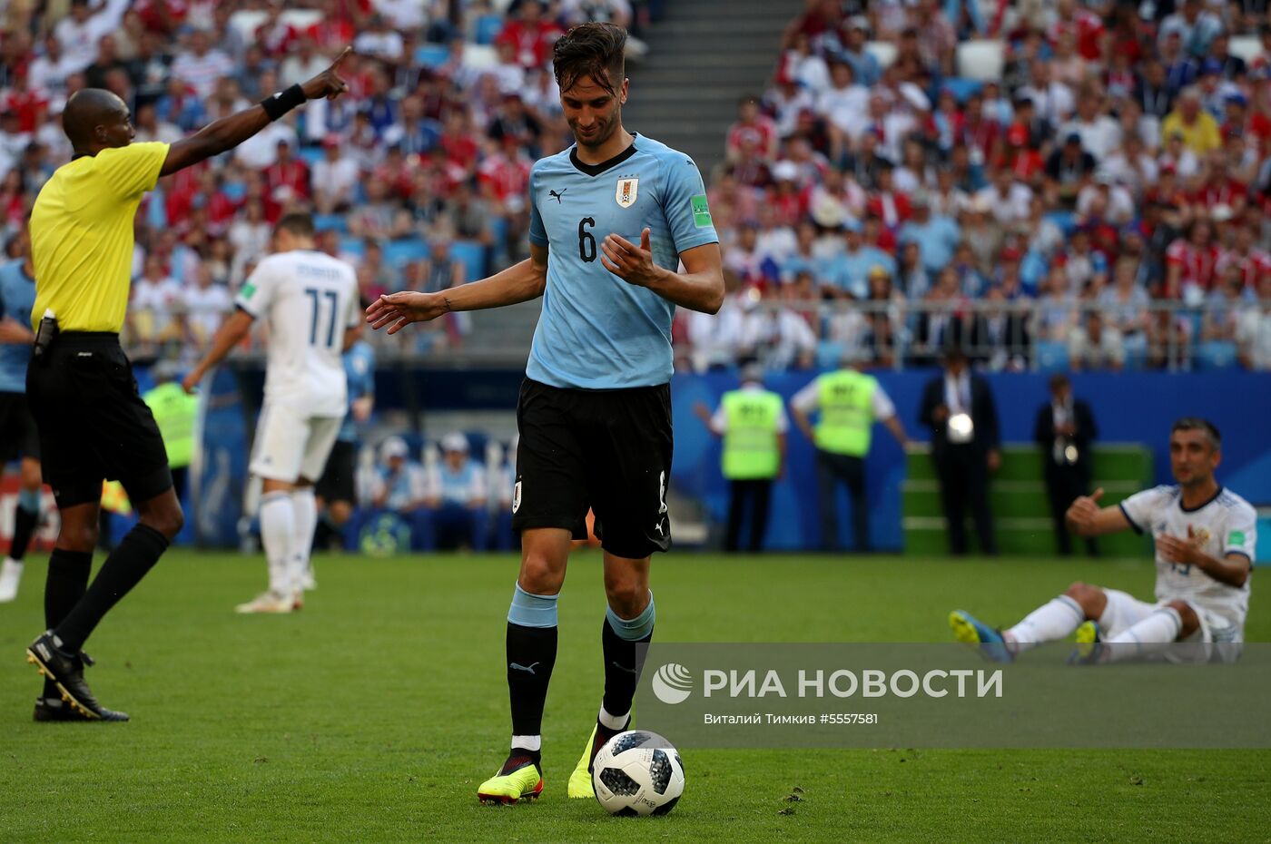 Футбол. ЧМ-2018. Матч Уругвай - Россия