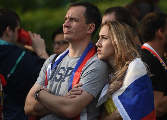 Просмотр матча ЧМ-2018 по футболу между сборными Уругвая и России