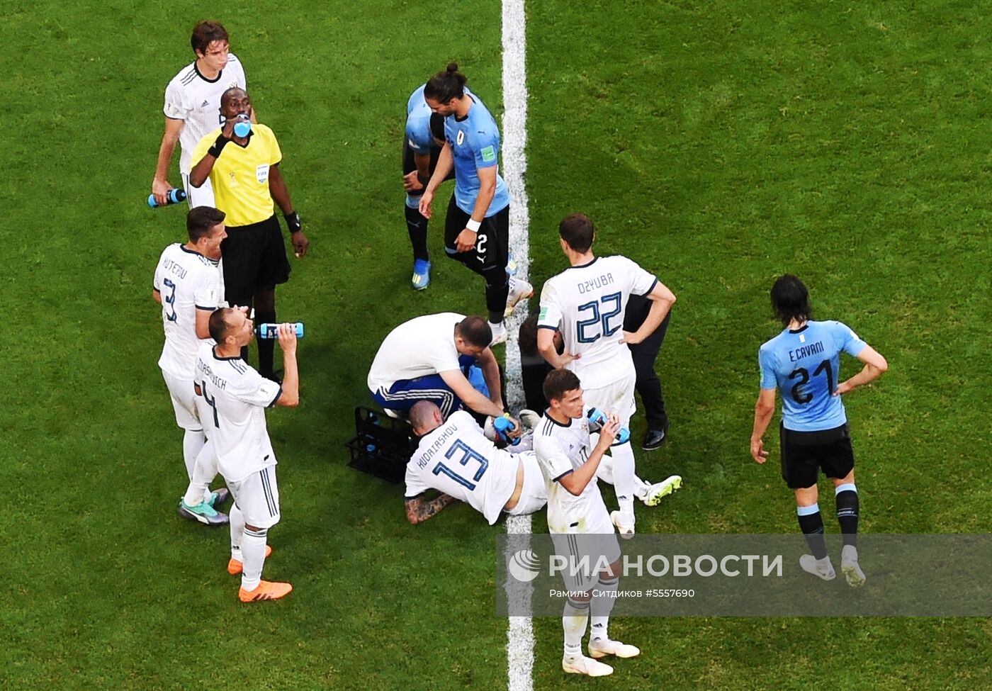 Футбол. ЧМ-2018. Матч Уругвай - Россия