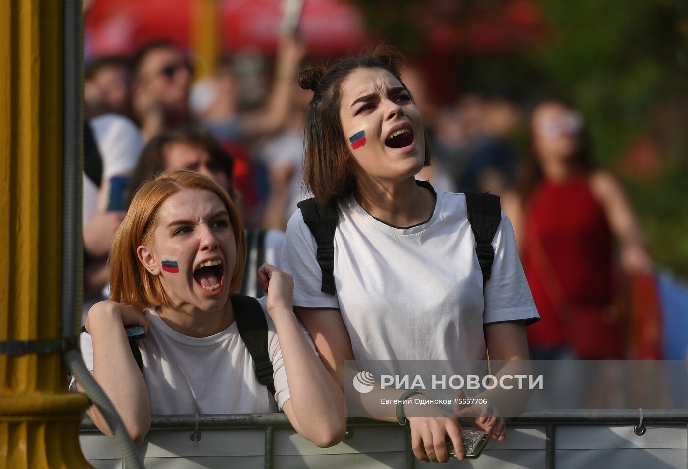 Просмотр матча ЧМ-2018 по футболу между сборными Уругвая и России