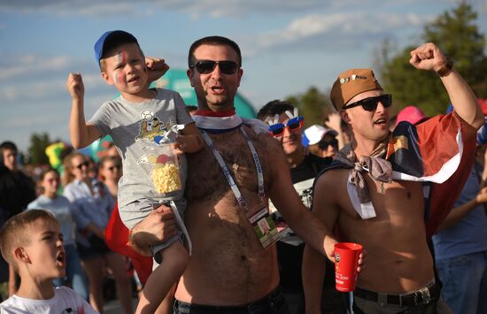 Просмотр матча ЧМ-2018 по футболу между сборными Уругвая и России