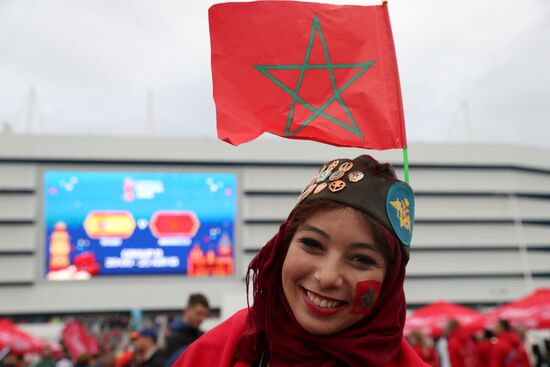 Болельщики перед матчем ЧМ-2018 по футболу между сборными Испании и Марокко