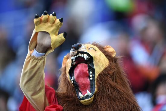 Болельщики перед матчем ЧМ-2018 по футболу между сборными Испании и Марокко