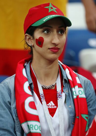 Болельщики перед матчем ЧМ-2018 по футболу между сборными Испании и Марокко