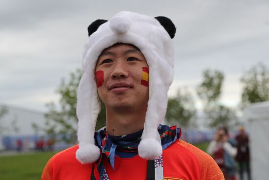 Болельщики перед матчем ЧМ-2018 по футболу между сборными Испании и Марокко