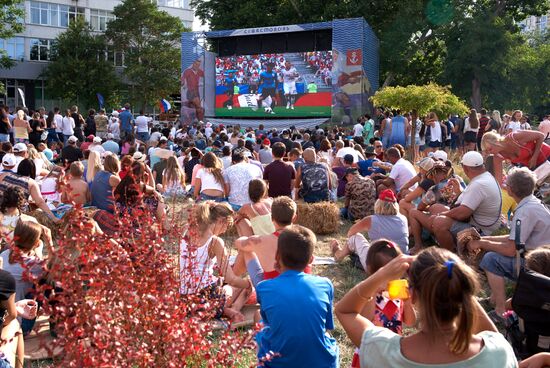 Просмотр матча ЧМ-2018 по футболу между сборными Уругвая и России