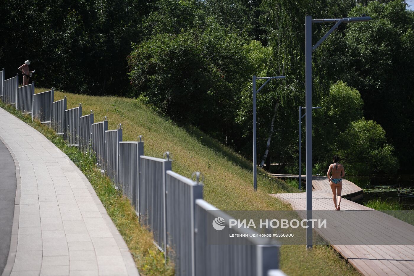 Парк Левобережный в Москве