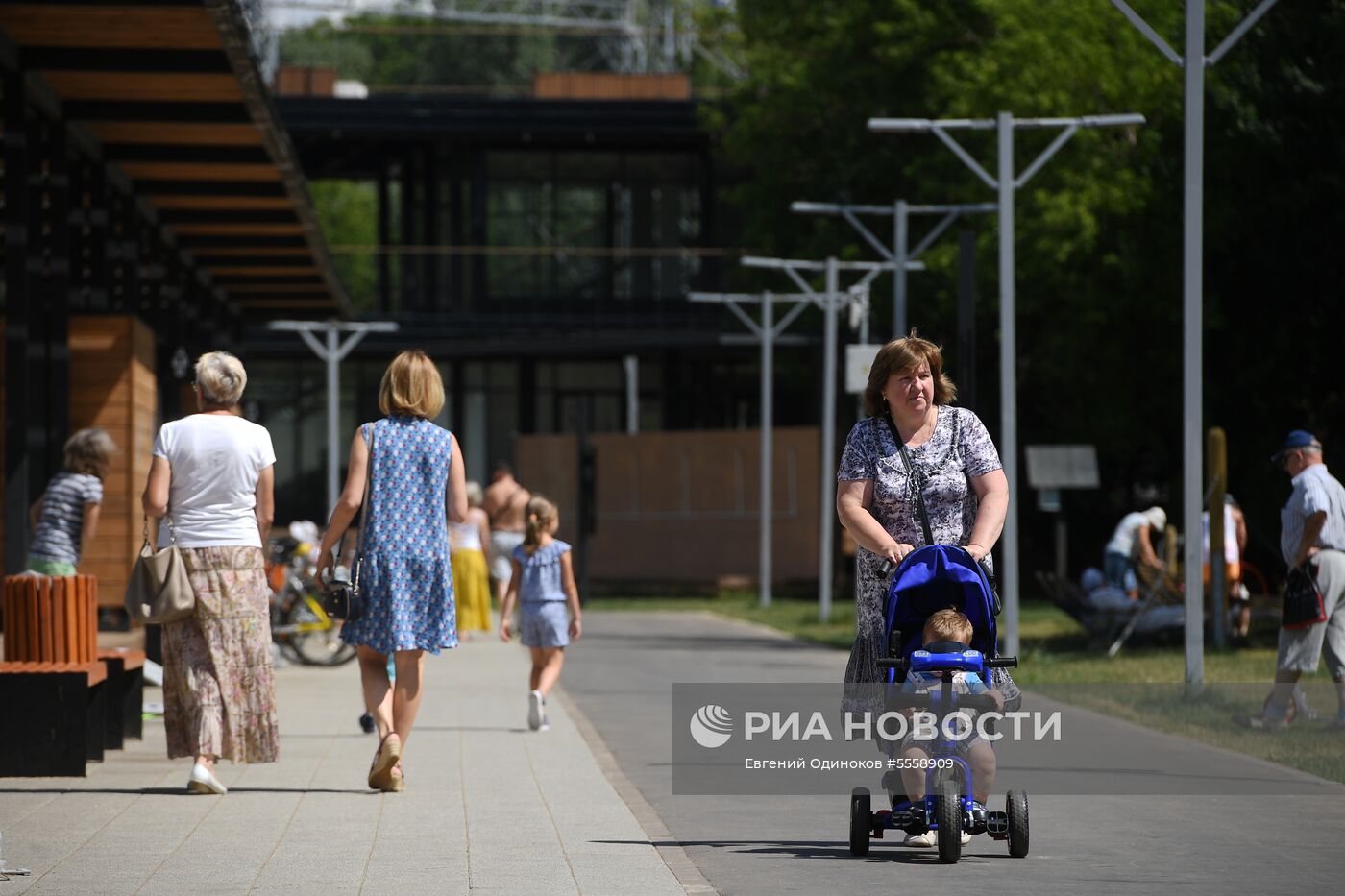 Парк Левобережный в Москве