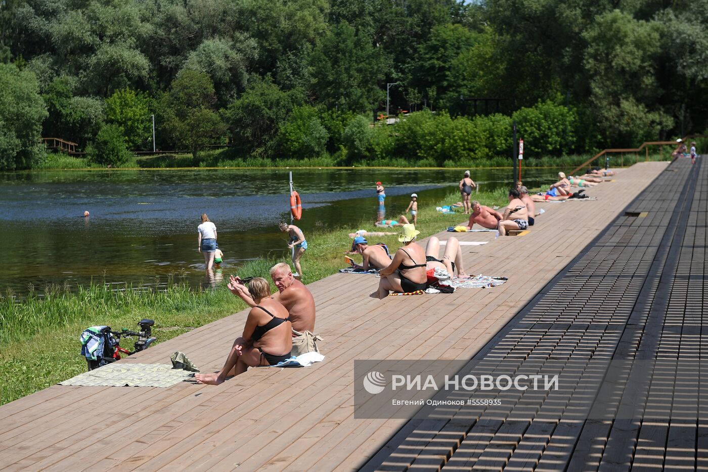 Парк Левобережный в Москве