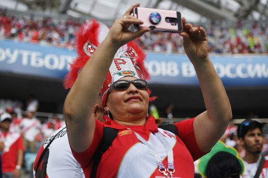 Болельщики перед матчем ЧМ-2018 по футболу между сборными Австралии и Перу