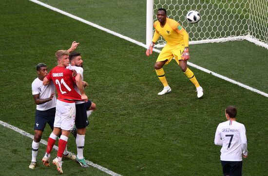 Футбол. ЧМ-2018. Матч Дания - Франция