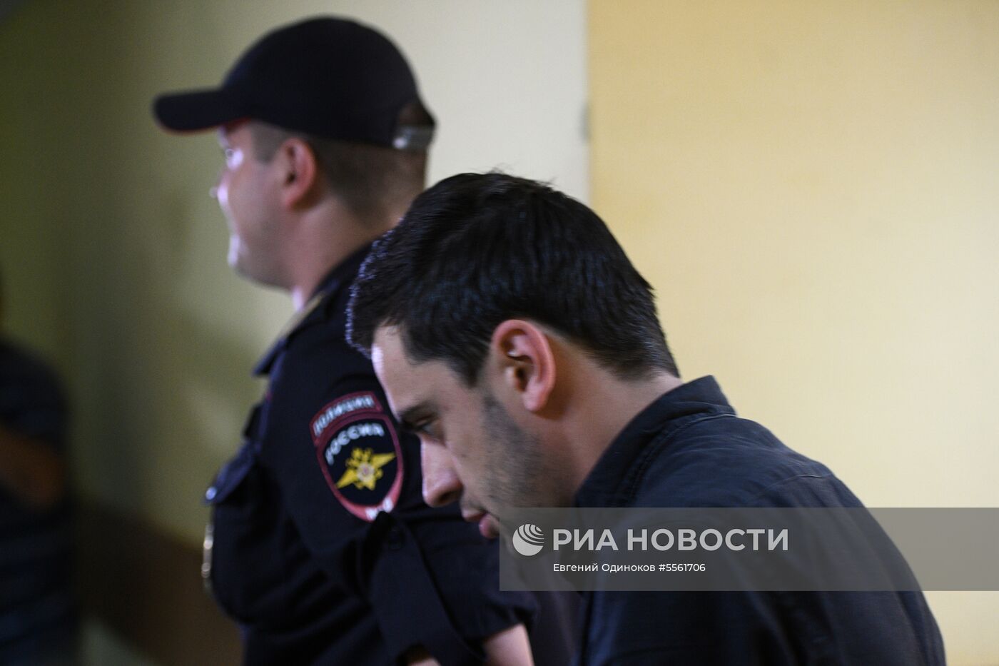 Рассмотрение ходатайства следствия об аресте М. Исаханова в Головинском суде 