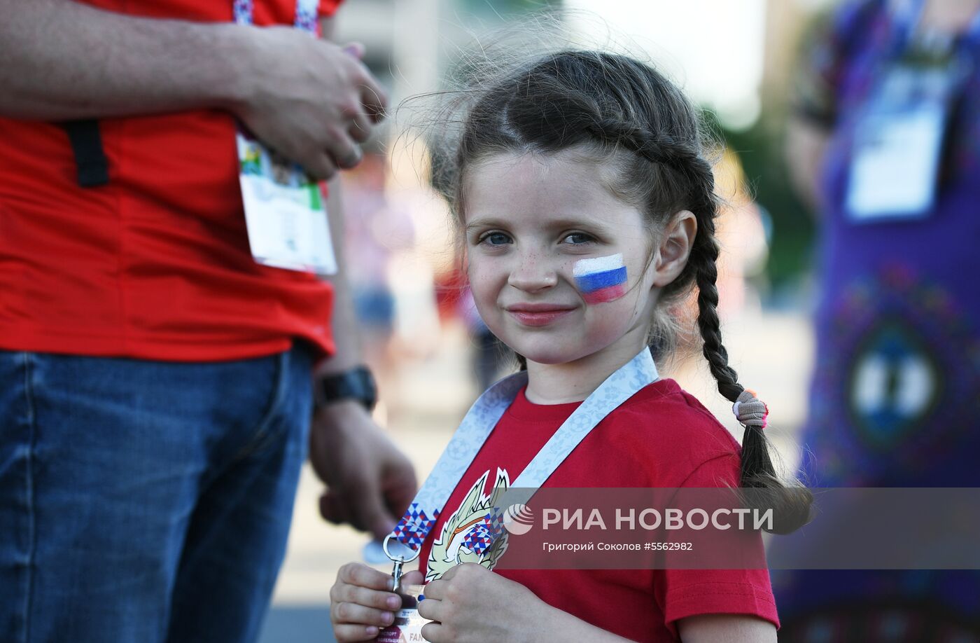 Болельщики перед матчем ЧМ-2018 по футболу между сборными Швейцарии и Коста-Рики