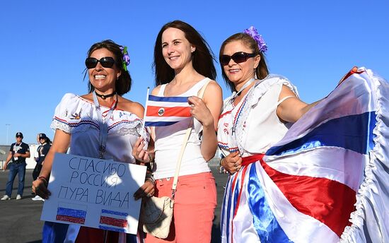 Болельщики перед матчем ЧМ-2018 по футболу между сборными Швейцарии и Коста-Рики