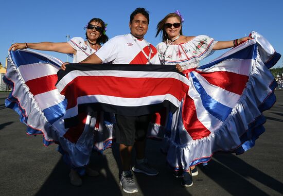 Болельщики перед матчем ЧМ-2018 по футболу между сборными Швейцарии и Коста-Рики