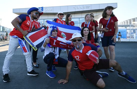 Болельщики перед матчем ЧМ-2018 по футболу между сборными Швейцарии и Коста-Рики