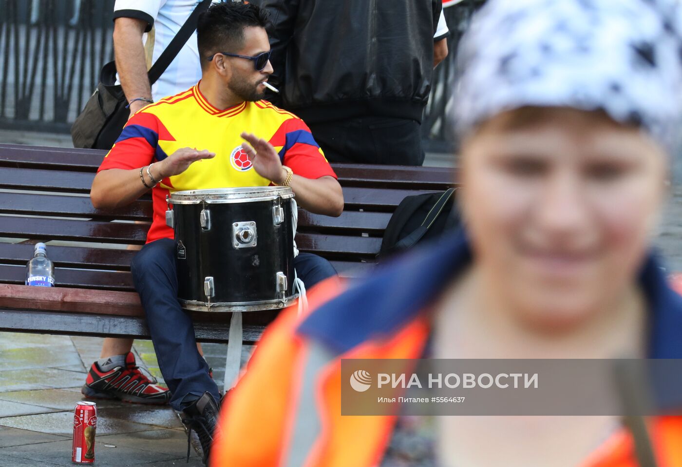 Уборка Никольской улицы в Москве