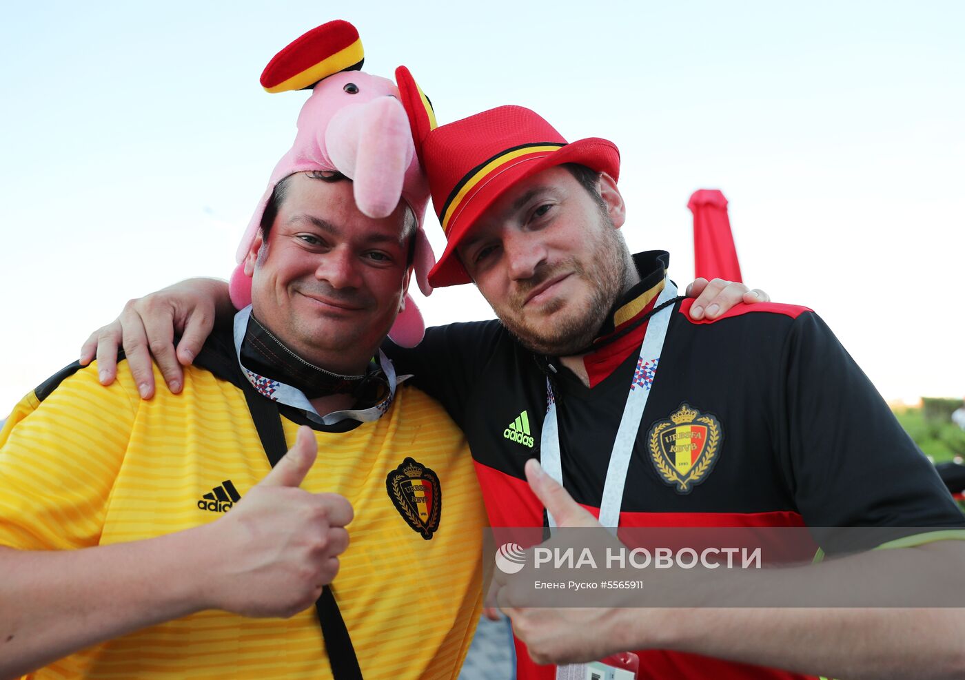Болельщики перед матчем ЧМ-2018 по футболу между сборными Англии и Бельгии