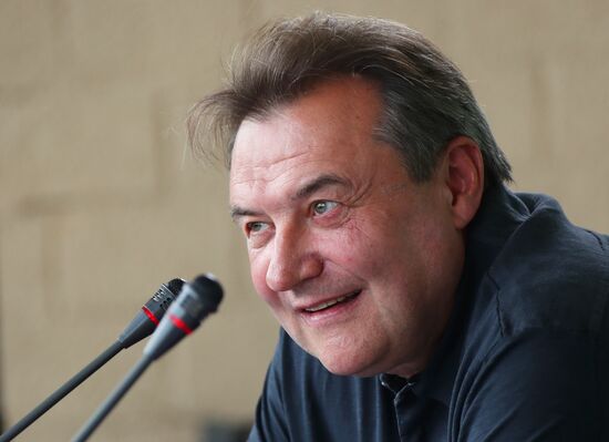 П/к съемочной группы фильма "Стрельцов"