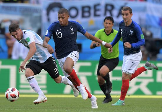 Футбол. ЧМ-2018. Матч Франция - Аргентина 