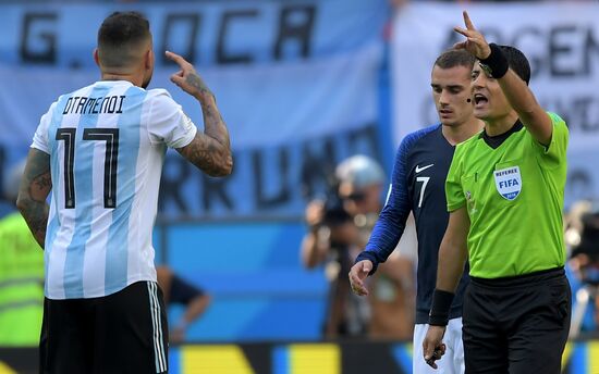 Футбол. ЧМ-2018. Матч Франция - Аргентина 