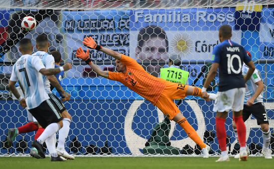 Футбол. ЧМ-2018. Матч Франция - Аргентина 