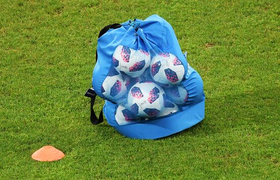 Футбол. ЧМ-2018. Матч Уругвай - Португалия