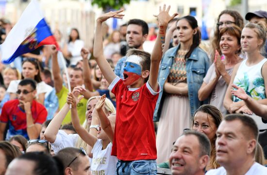 Просмотр матча ЧМ-2018 по футболу между сборными Испании и России