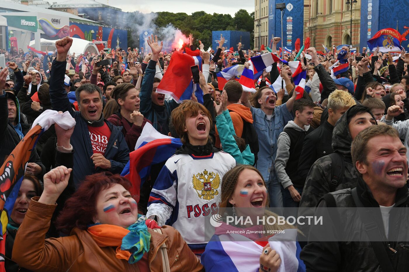 Просмотр матча ЧМ-2018 по футболу между сборными Испании и России 