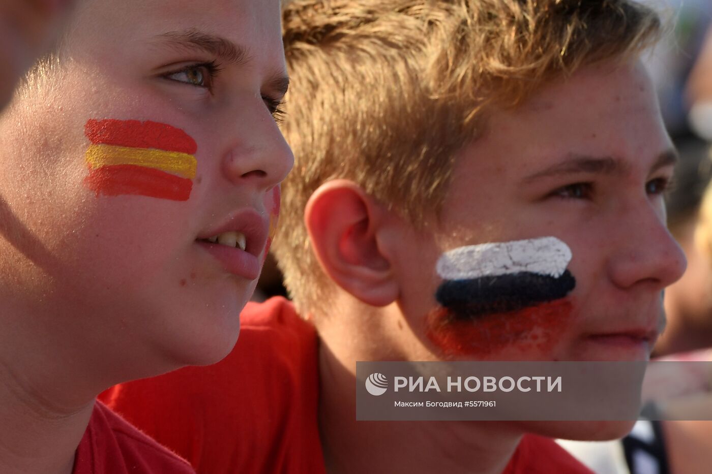 Просмотр матча ЧМ-2018 по футболу между сборными Испании и России 