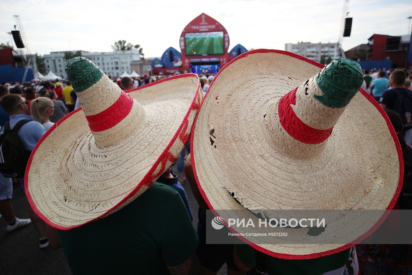 Просмотр матча ЧМ-2018 по футболу между сборными Испании и России 