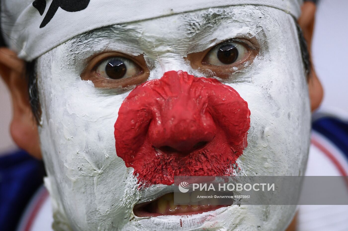 Болельщик сборной Японии перед матчем 1/8 финала чемпионата мира по футболу между сборными Бельгии и Японии. Место: Россия, Ростов-на-Дону. Автор: Алексей Филиппов/РИА Новости. Болельщики перед матчем ЧМ-2018 по футболу между сборными Бельгии и Японии