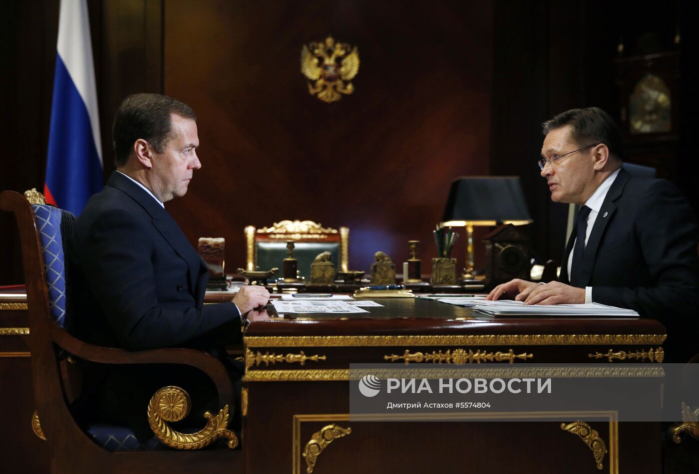 Премьер-министр РФ Д. Медведев встретился с главой "Росатома" А. Лихачёвым