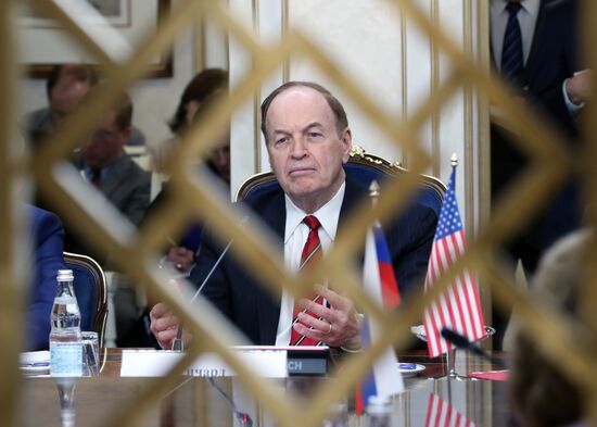 Встреча членов Совета Федерации РФ с делегацией Конгресса США 