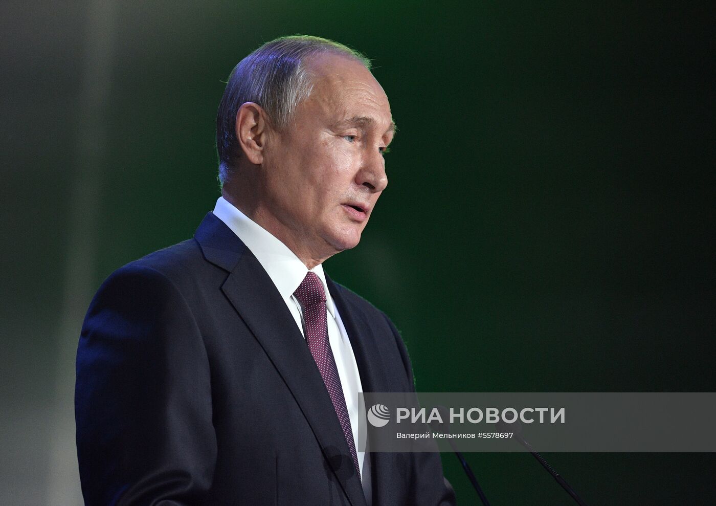 Президент РФ В. Путин посетил Международный конгресс по кибербезопасности