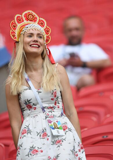 Болельщики перед матчем ЧМ-2018 по футболу между сборными Бразилии и Бельгии