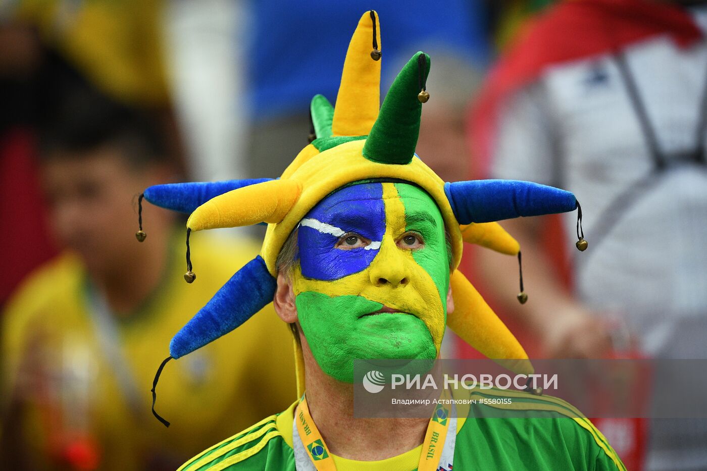 Болельщики перед матчем ЧМ-2018 по футболу между сборными Бразилии и Бельгии