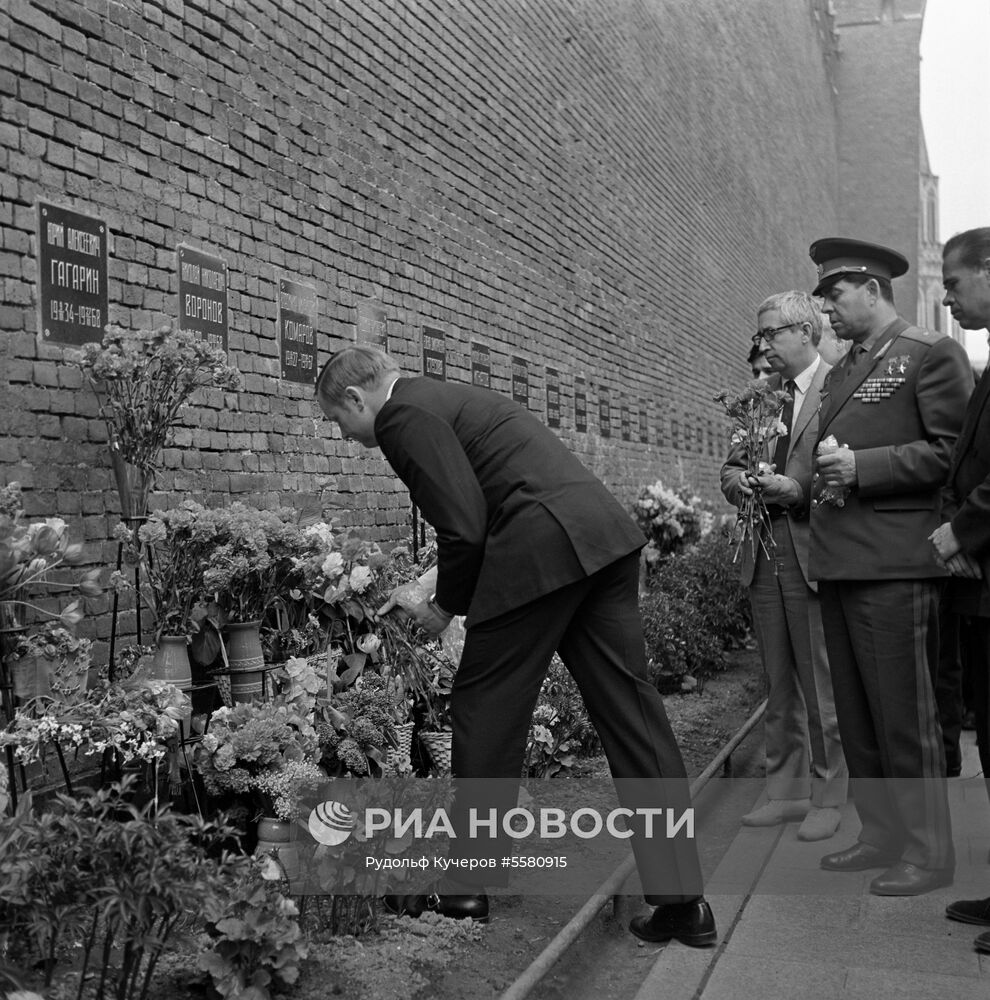 Американский астронавт Нил Армстронг в Москве