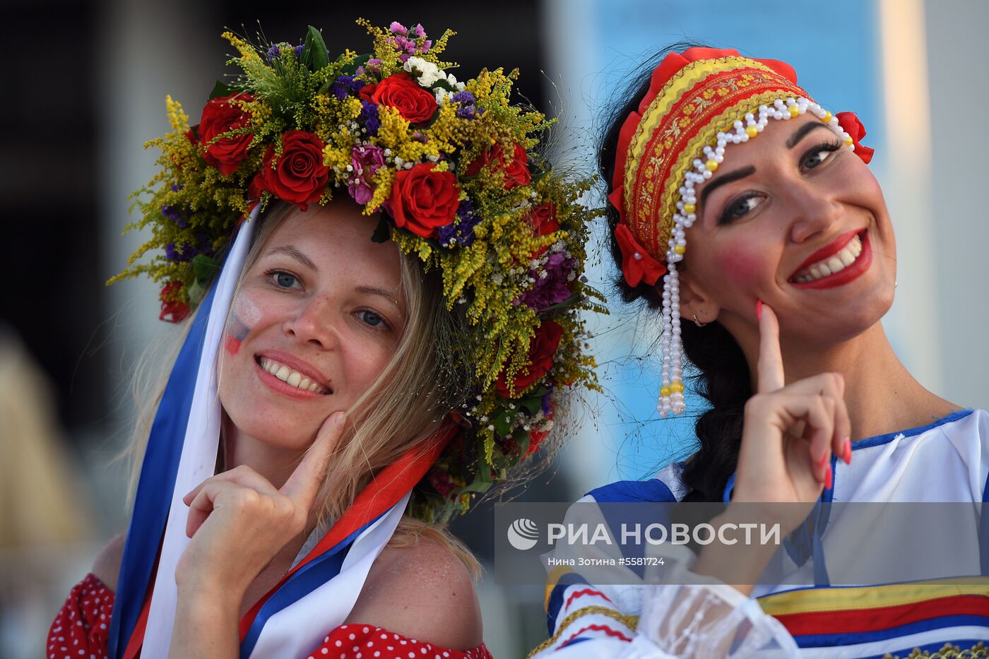 Болельщики перед матчем ЧМ-2018 по футболу между сборными России и Хорватии