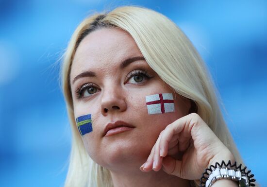 Болельщики перед матчем ЧМ-2018 по футболу между сборными Швеции и Англии