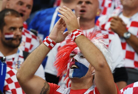 Болельщики перед матчем ЧМ-2018 по футболу между сборными России и Хорватии