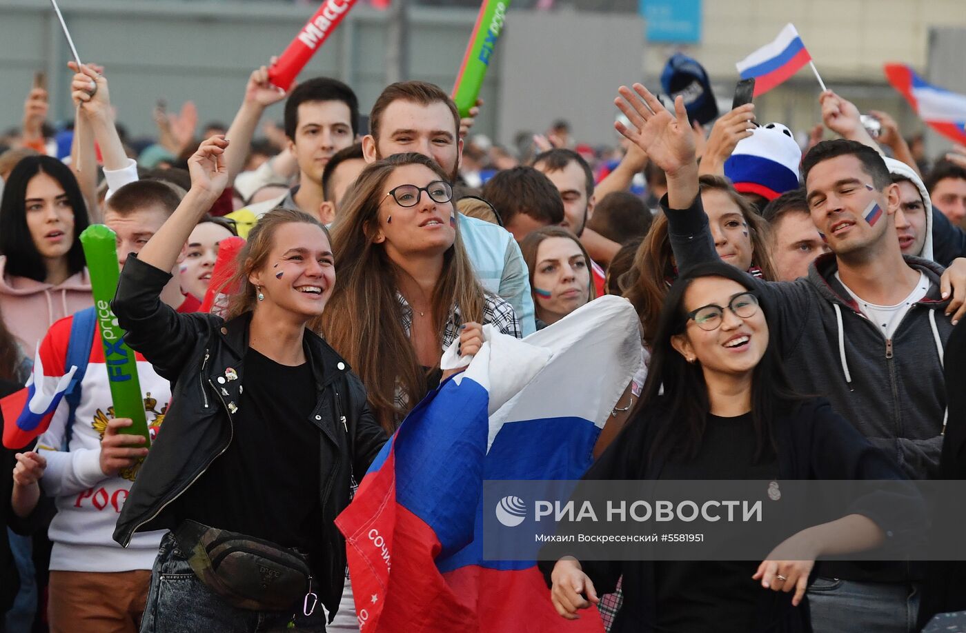 Просмотр матча ЧМ-2018 по футболу между сборными России и Хорватии 