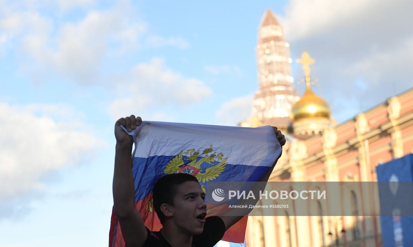 Просмотр матча ЧМ-2018 по футболу между сборными России и Хорватии