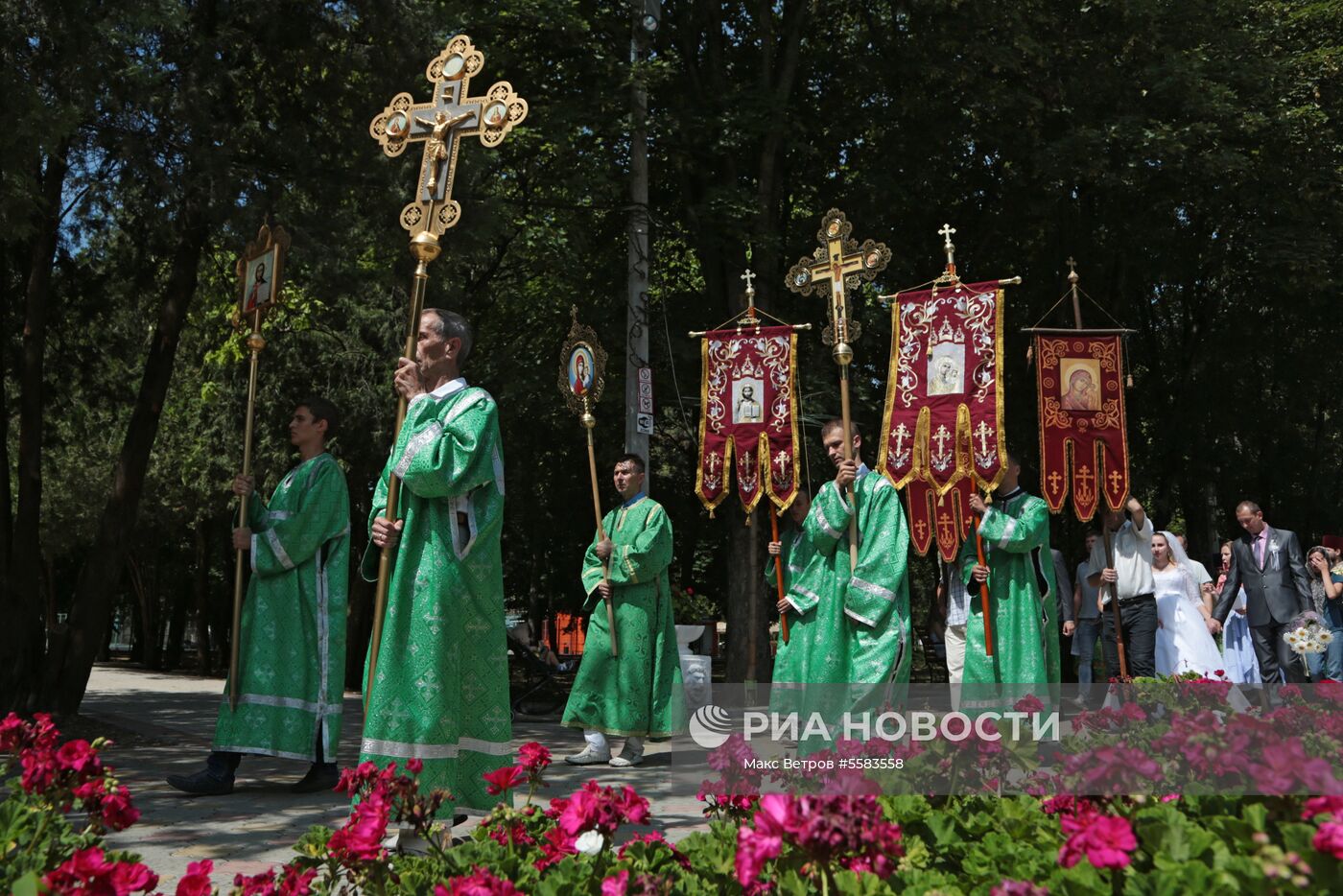 Открытие памятника святым Петру и Февронии в Крыму