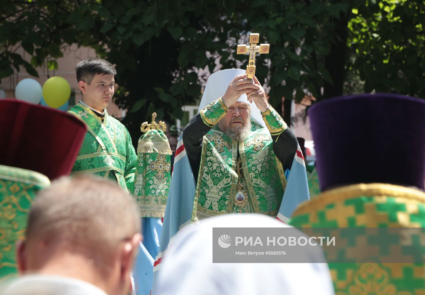 Открытие памятника святым Петру и Февронии в Крыму